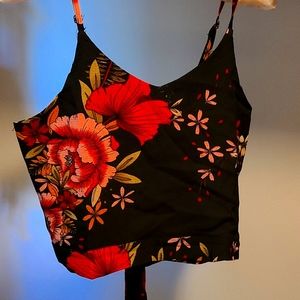 Floral strappy shirt with open back with tie